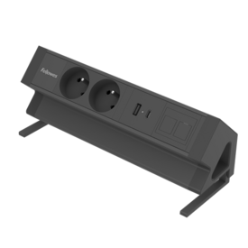 Unité d'alimentation rectangulaire longue avec deux prises 230V, deux ports USB et un cadre pour keystone.  