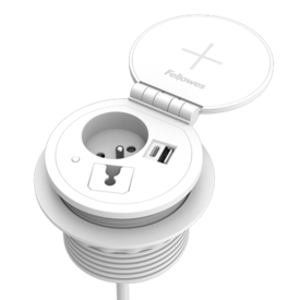 Prise d'alimentation circulaire avec une prise 230V, un port de charge USB-C et un port de charge USB-A, avec un couvercle incluant la charge sans fil.  