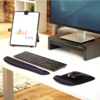 Repose-poignet  PlushTouch™ doté de la technologie FoamFusion™, noir__9252003_9252103_PlushTouch_Black_Home_LS_INSET.png