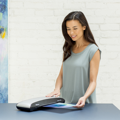 Spectra 125 Laminator with Pouch Starter Kit