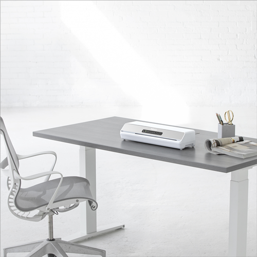 Amaris™  125 Laminator