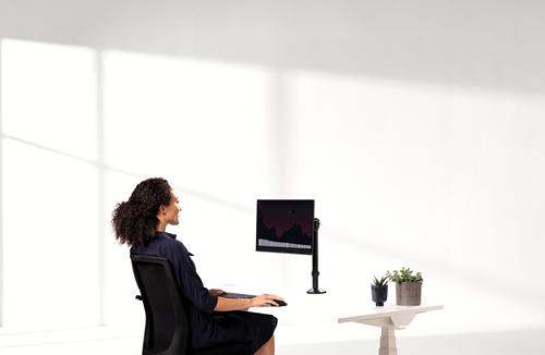 Reflex™ Single Monitor Arm__8502501_Reflex_Single_C_LS.png