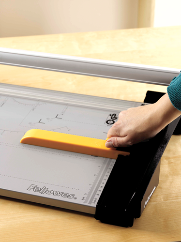 Atom A3 Rotary Trimmer__Cutting_guide_2.png